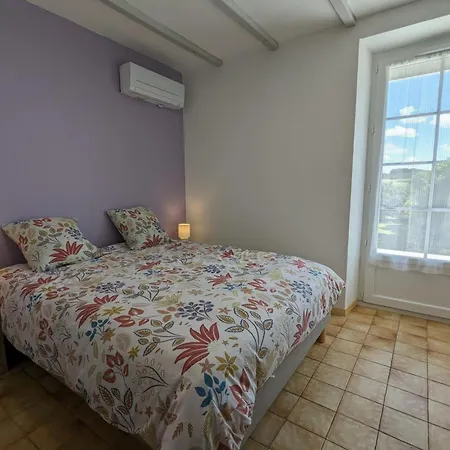Casa di campagna Maison Spacieuse Avec Piscine Privée, Climatisation, Wi-fi, Animaux Acceptés Et Parking - Fr-1-653-268