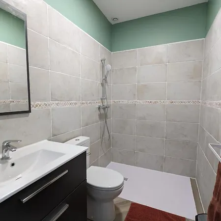 Maison Spacieuse Avec Piscine Privée, Climatisation, Wi-fi, Animaux Acceptés Et Parking - Fr-1-653-268