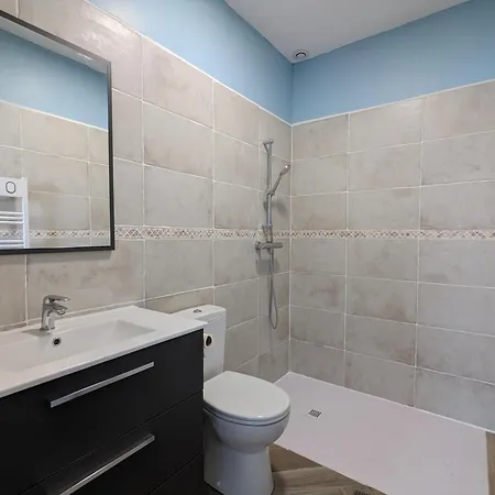 Maison Spacieuse Avec Piscine Privée, Climatisation, Wi-fi, Animaux Acceptés Et Parking - Fr-1-653-268