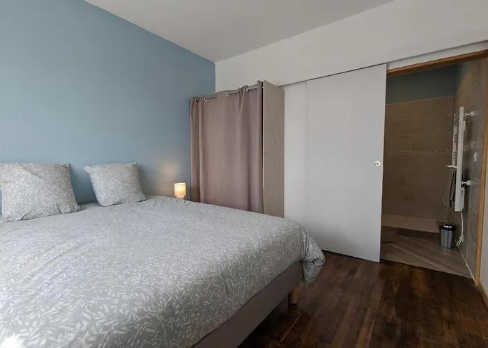 Maison Spacieuse Avec Piscine Privee, Climatisation, Wi-fi, Animaux Acceptes Et Parking - Fr-1-653-268 *